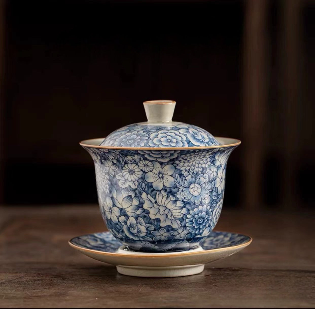 Blue White Floral Gaiwan (160ml)